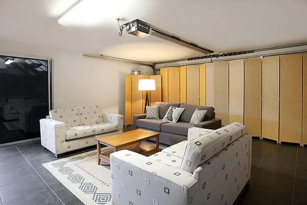 Lambert House, City Luxury, Sleeps 15 布里斯班 度假居
