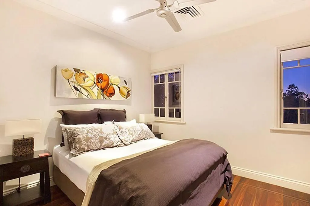 Lambert House, City Luxury, Sleeps 15 布里斯班 度假居