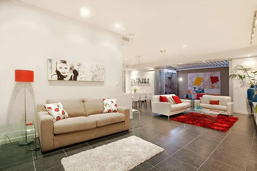 度假居 Lambert House, City Luxury, Sleeps 15 布里斯班